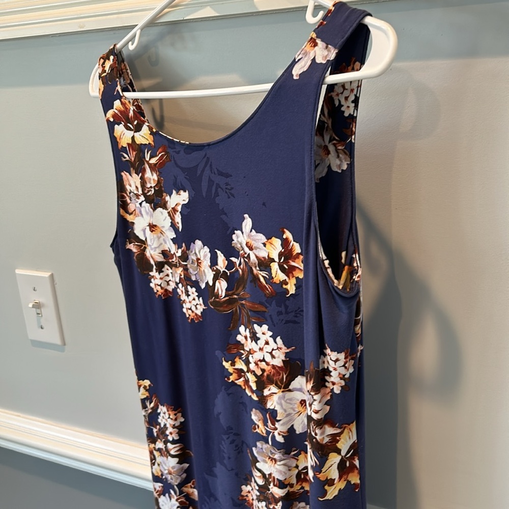 Beautiful Tommy Bahama small maxi dress - Picture 4 of 4
